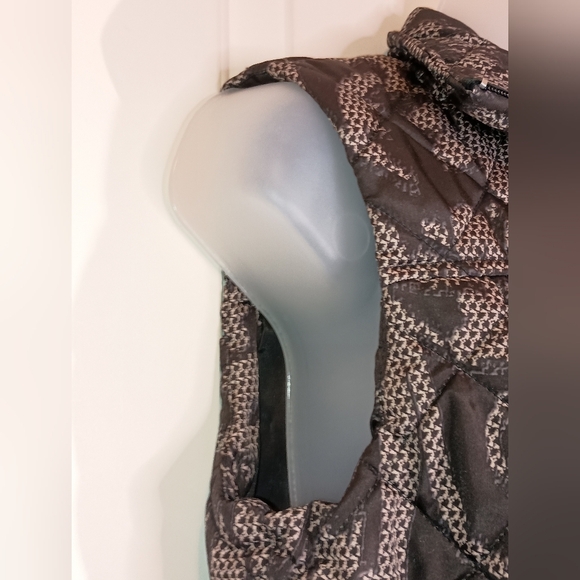 2/$30 INDIGO Black and Gray patterned Vest (#1,122) - Picture 4 of 7